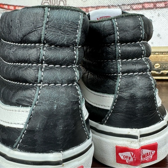Vans Sk8-Hi Reissue 38 Leather Womens Sneakers Size 6 Black White High Tops - Picture 4 of 9